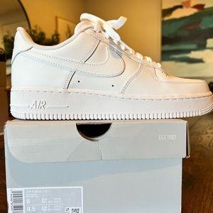 Brand new size 9.5 women’s Air Force 1’s ‘07. Too big and forgot to return!